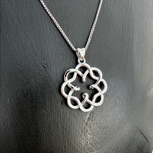 Jewelry - Sterling Silver Celtic Knot Pendant Necklace